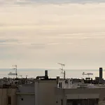 St Dimitriou Panoramic Sea & Center View Penthouse דירה